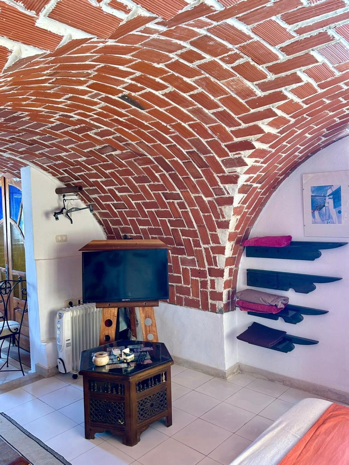 Отель L'Artisan Harqalah Экстерьер фото